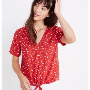 NWT✨ Tie-front floral blouse Madewell